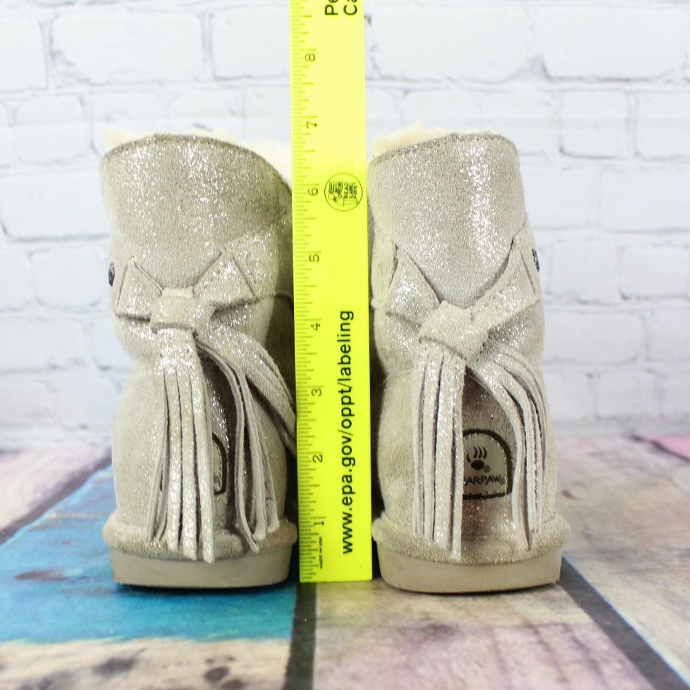 Bear Paw Youth Mia Silver Suede Tassel Back Sheepskin Lined Winter Boots US 3 - Picture 9 of 10